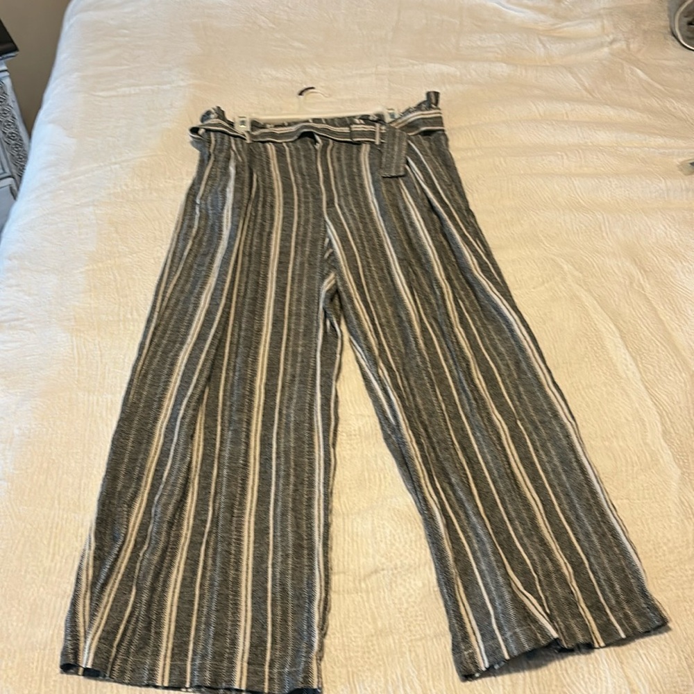 Grey and white striped wide leg pants